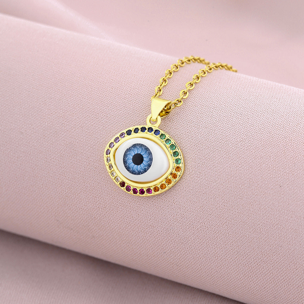 Elegante Collar con Colgante en Forma de Ojo para Mujer de Cobre con Baño de Oro de 18K y Circonitas Micro-Pavé en Cadena de Acero de Titanio
