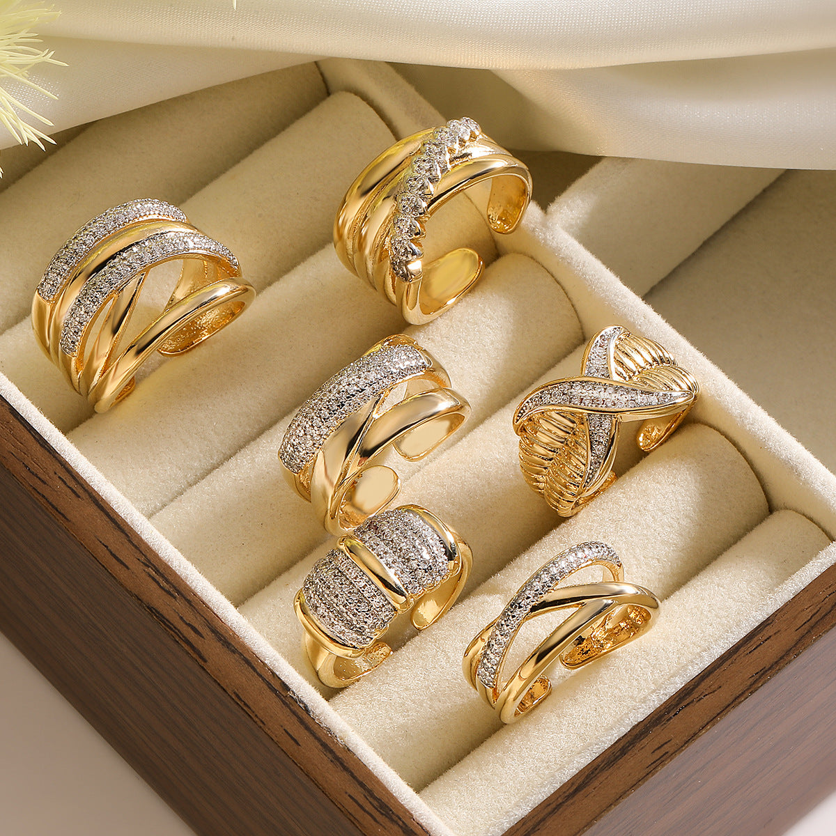 Minimalist Geometric Open Ring for Women in Brass with Micro-Paved Zirconia, Vintage-Inspired Fashion Accessory