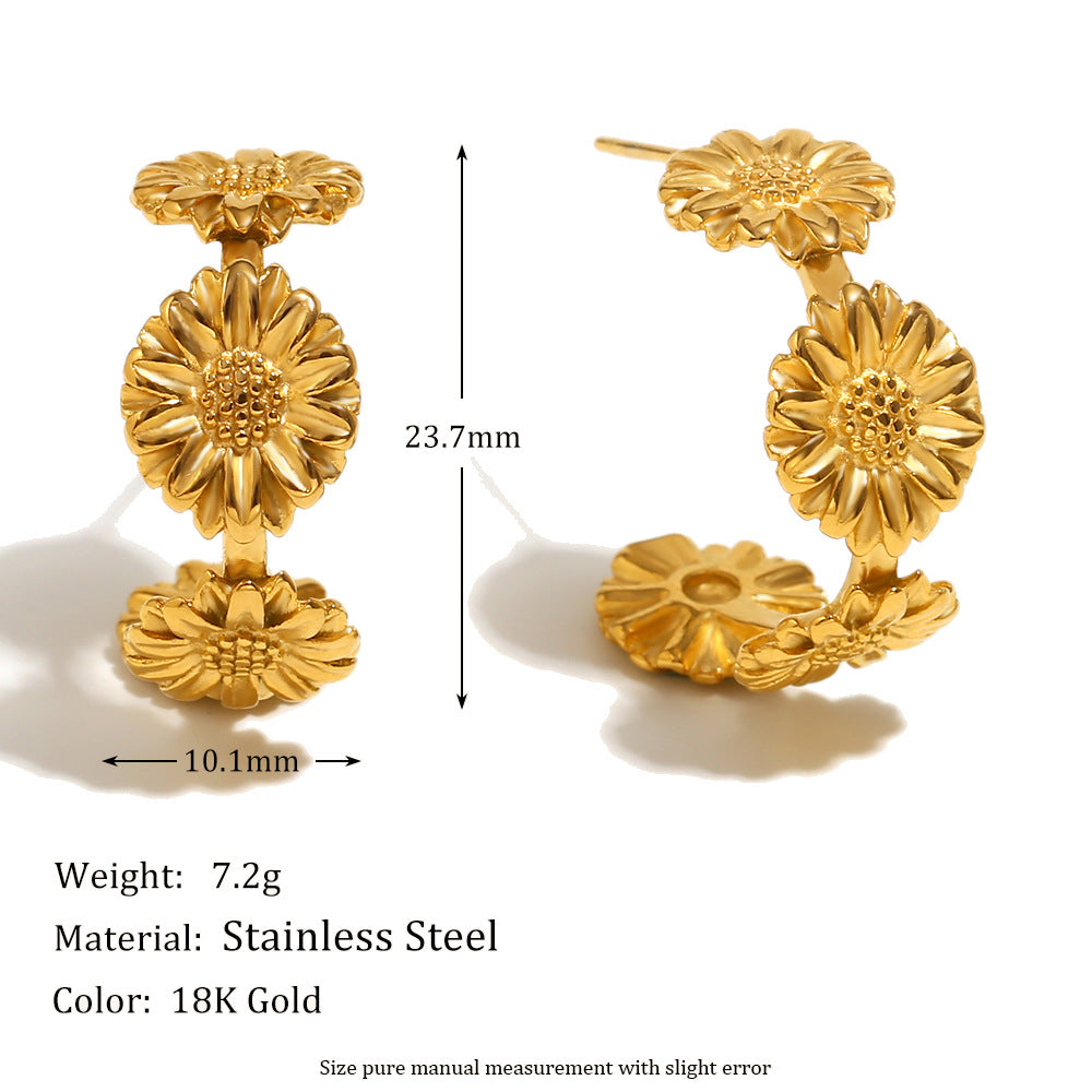 Orecchini da donna alla moda in acciaio inossidabile a forma di margherita con placcatura in oro 18K