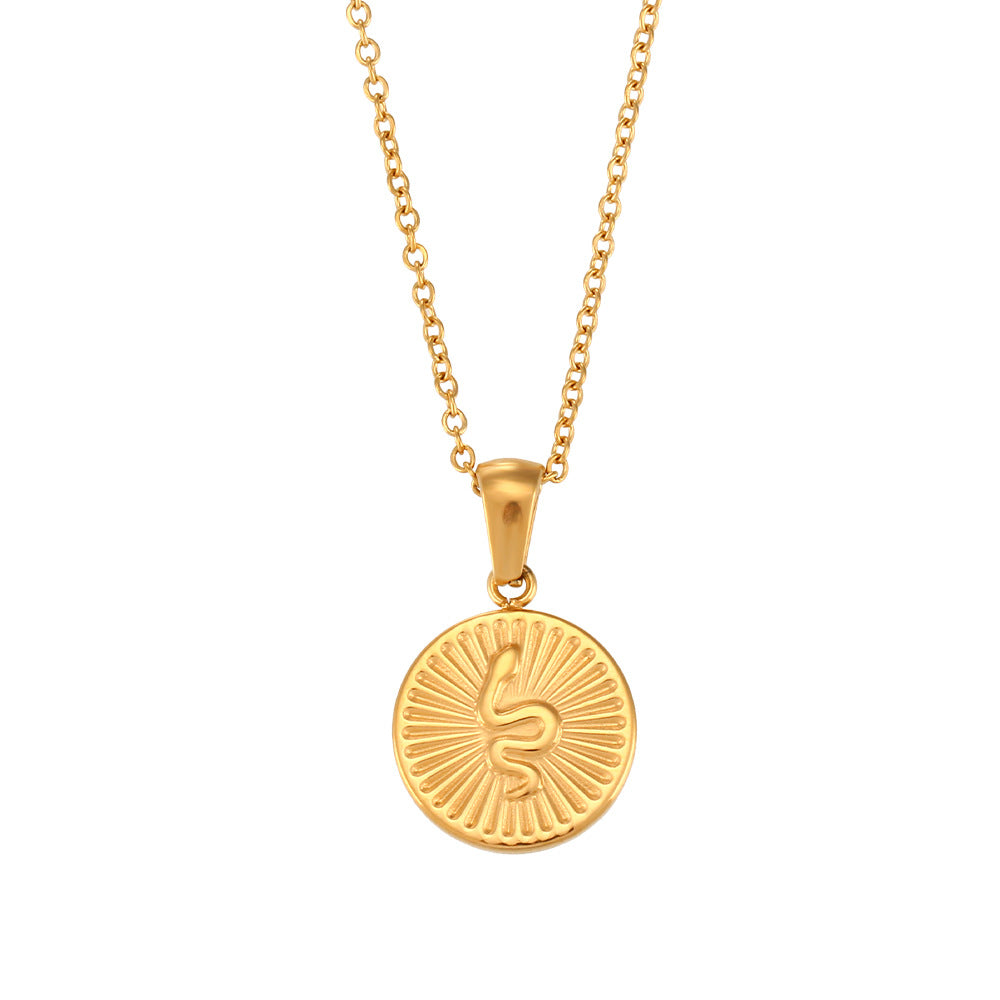 Collana Pendente Farfalla Minimalista alla Moda con Catena in Acciaio Inossidabile e Ciondoli a Cuore e Occhio di Allah in Acrilico