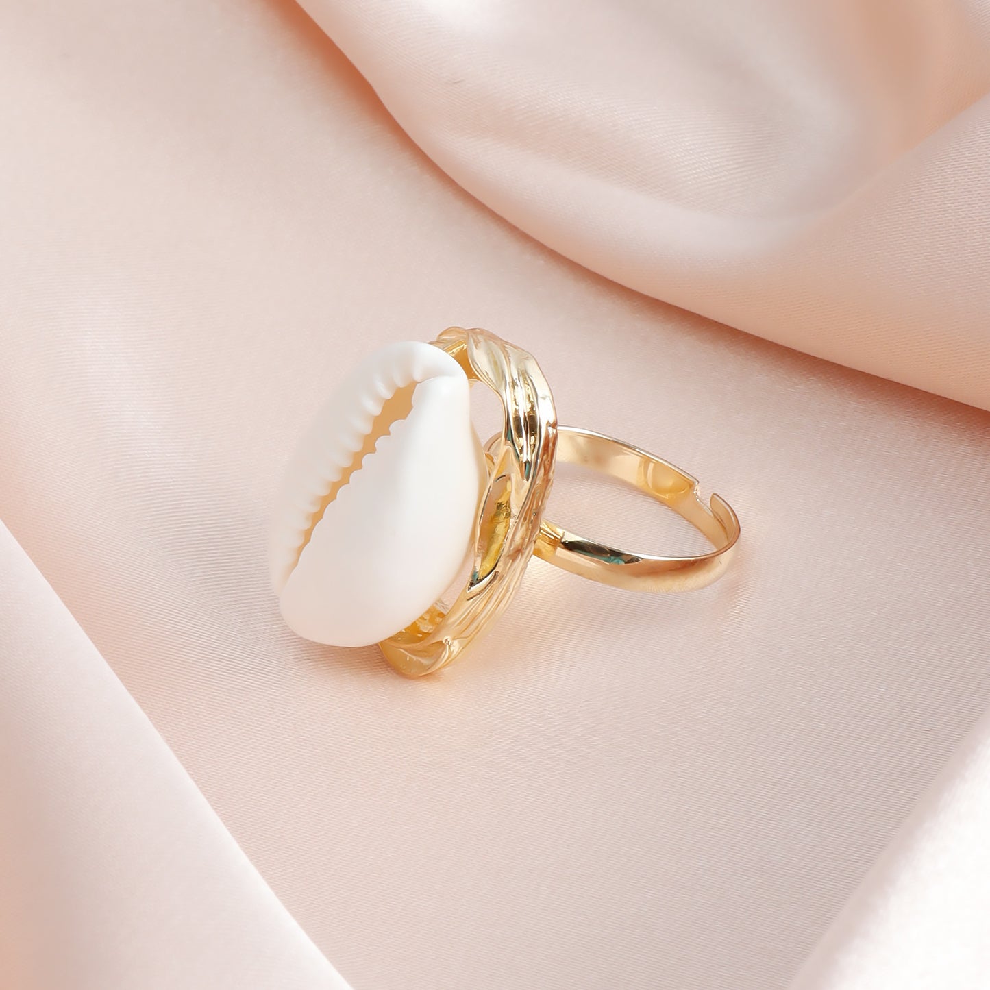 Minimalist Geometric Shell Ring for Women with Plated Metal Band