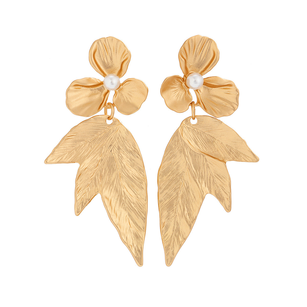 Pendientes de botón florales de hoja de ginkgo plateados, dulces y atrevidos, con detalles colgantes de perlas de imitación