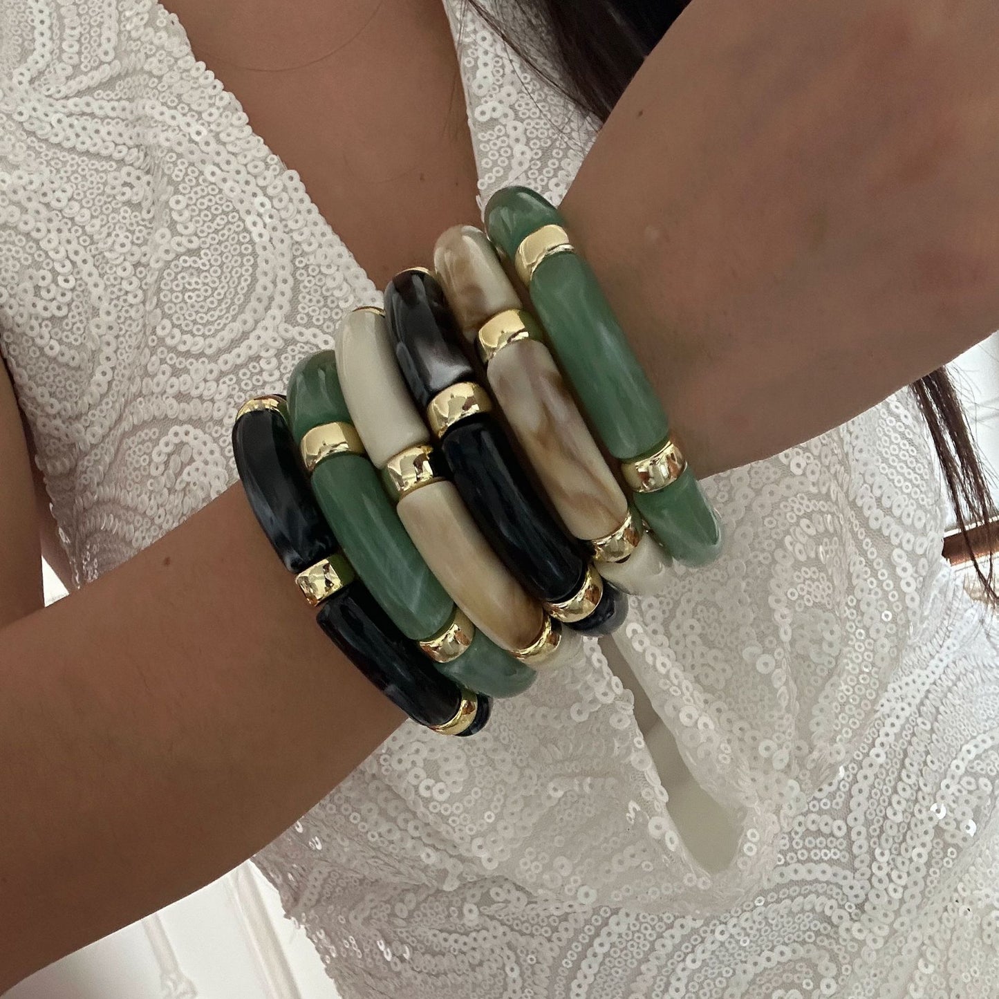 Bracciale Tondo in Acrilico con Placcatura Geometrica