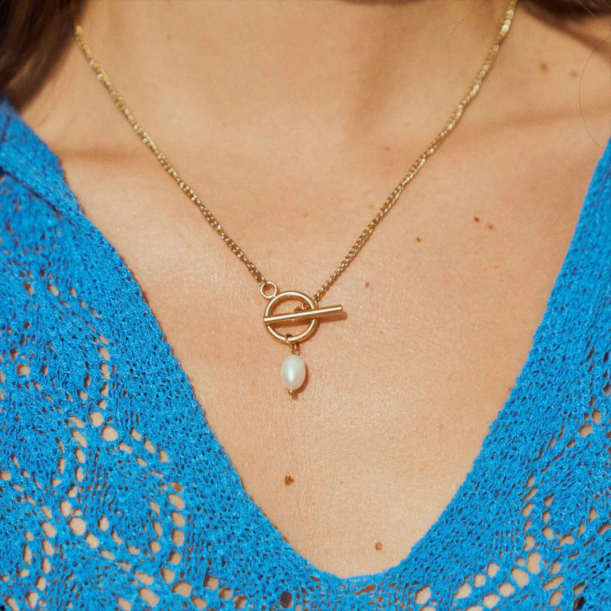 Collana da donna con pendente in madreperla in acciaio inossidabile placcato oro 18 carati con motivo geometrico alla moda