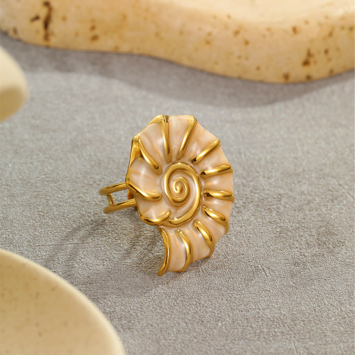 Pendientes de Acero Inoxidable con Forma de Concha Marina, Inspirados en el Océano, con Baño de Oro de 18K para Mujer