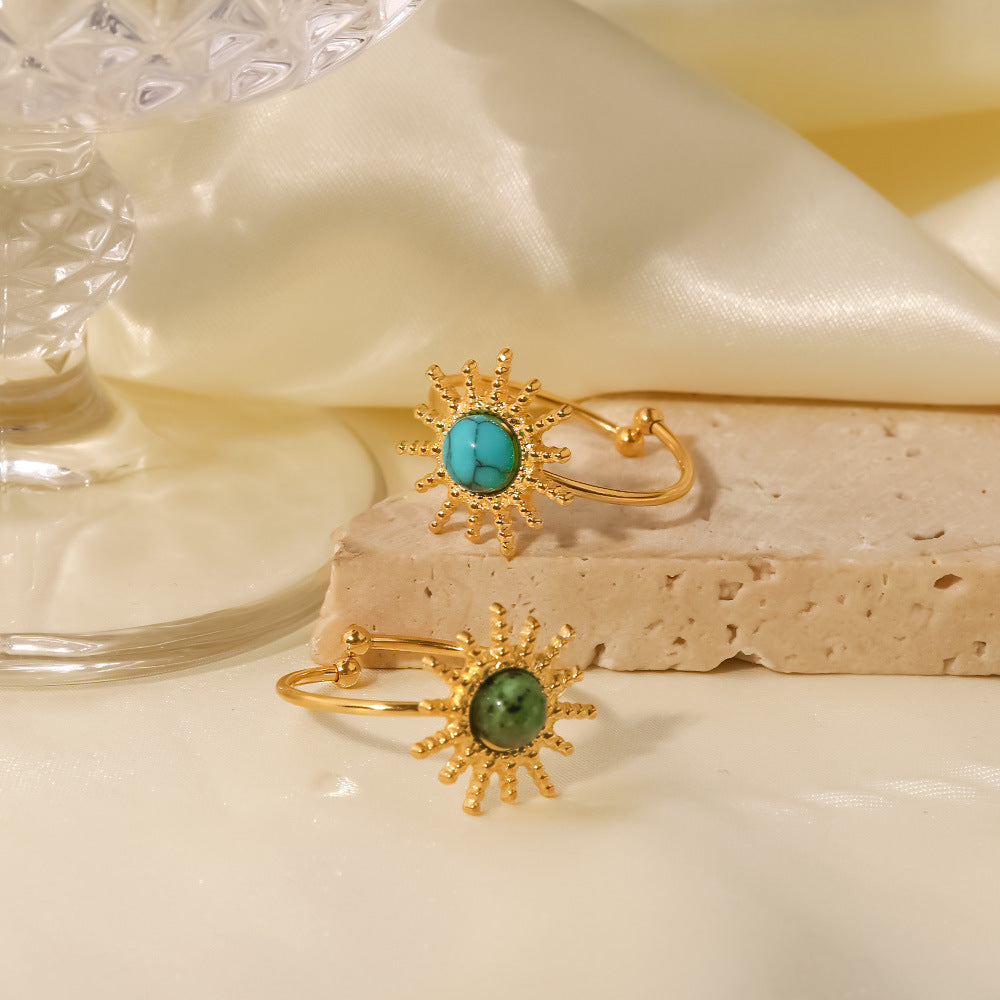 French Vintage Style Sun-Shaped Titanium Steel Ring with Turquoise Inlay for Women