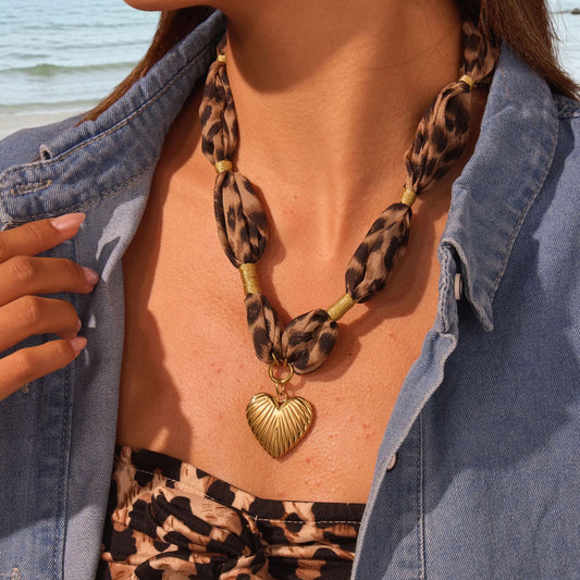 Fashionable Heart-Shaped Stainless Steel Pendant Necklace with Leopard Print Silk Scarf Accent, Hypoallergenic Plated Locket Chain for Women