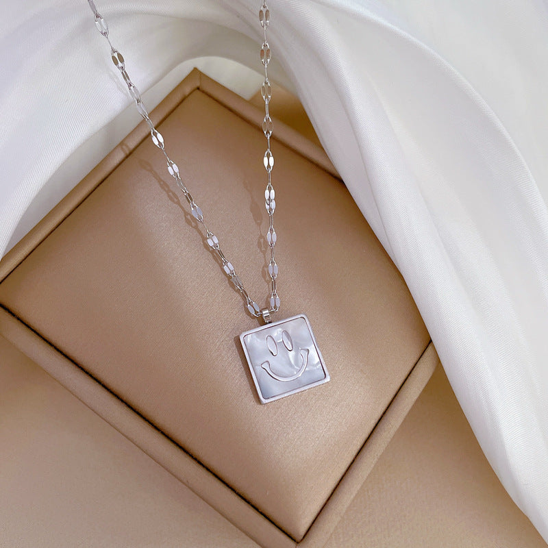 Minimalist Geometric Titanium Steel Plated Necklace for Women and Men with Square Pendant and Clavicle Chain Design