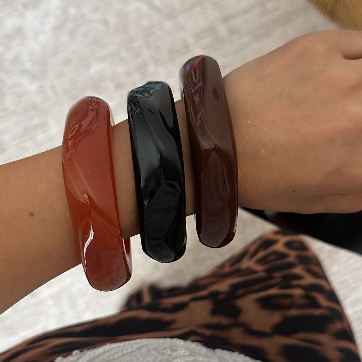 Irregular Geometric Resin Bracelet with Drip Oil Finish