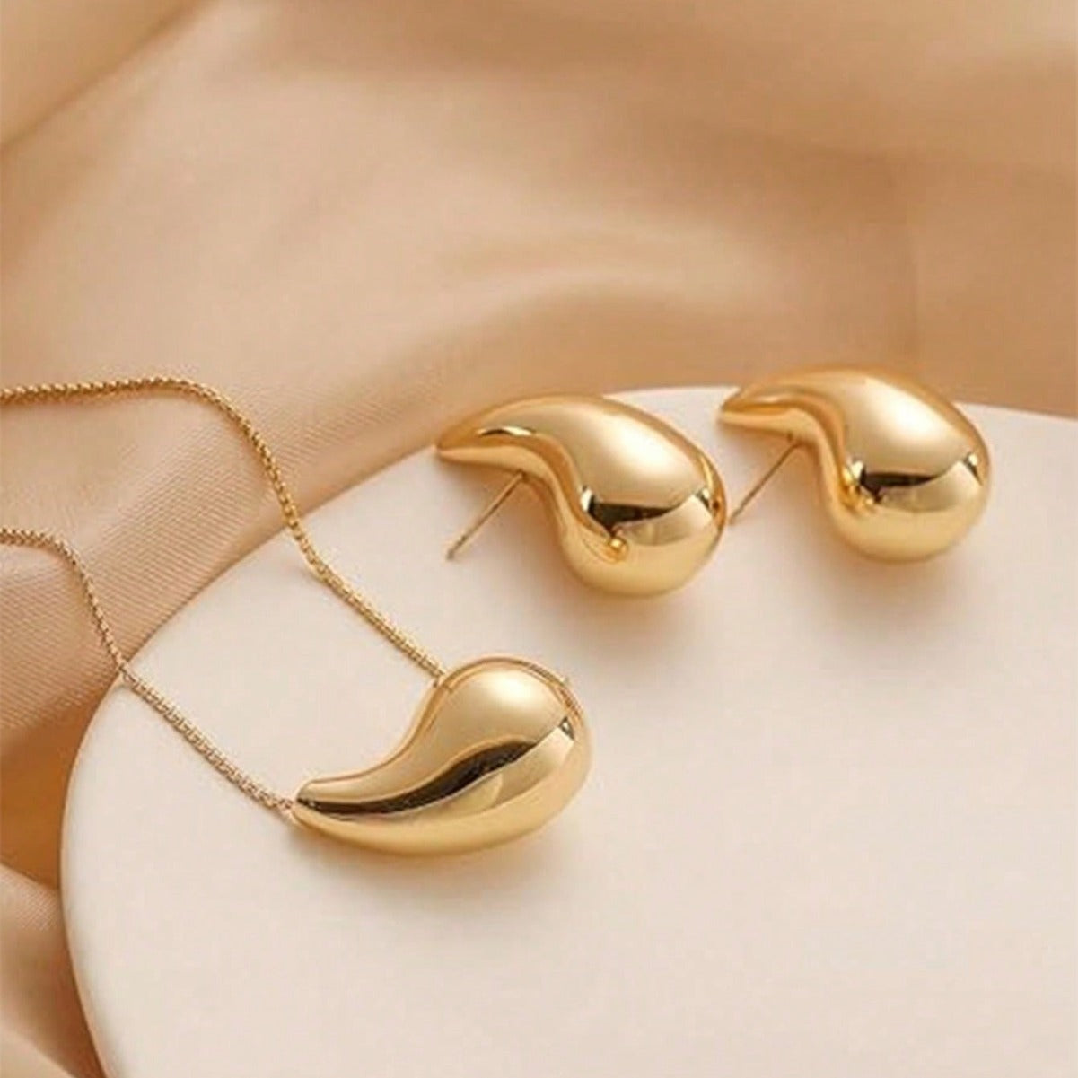 Juego de collar y pendientes geométricos de lágrima de moda para mujer, joyería con colgante largo chapado en aleación