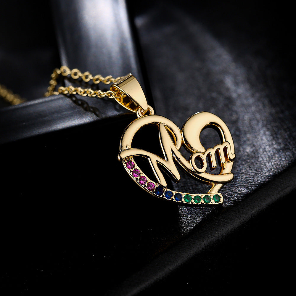Minimalist Heart-Shaped Copper Pendant Necklace for Women with Geometric Design and Elegant Clavicle Chain