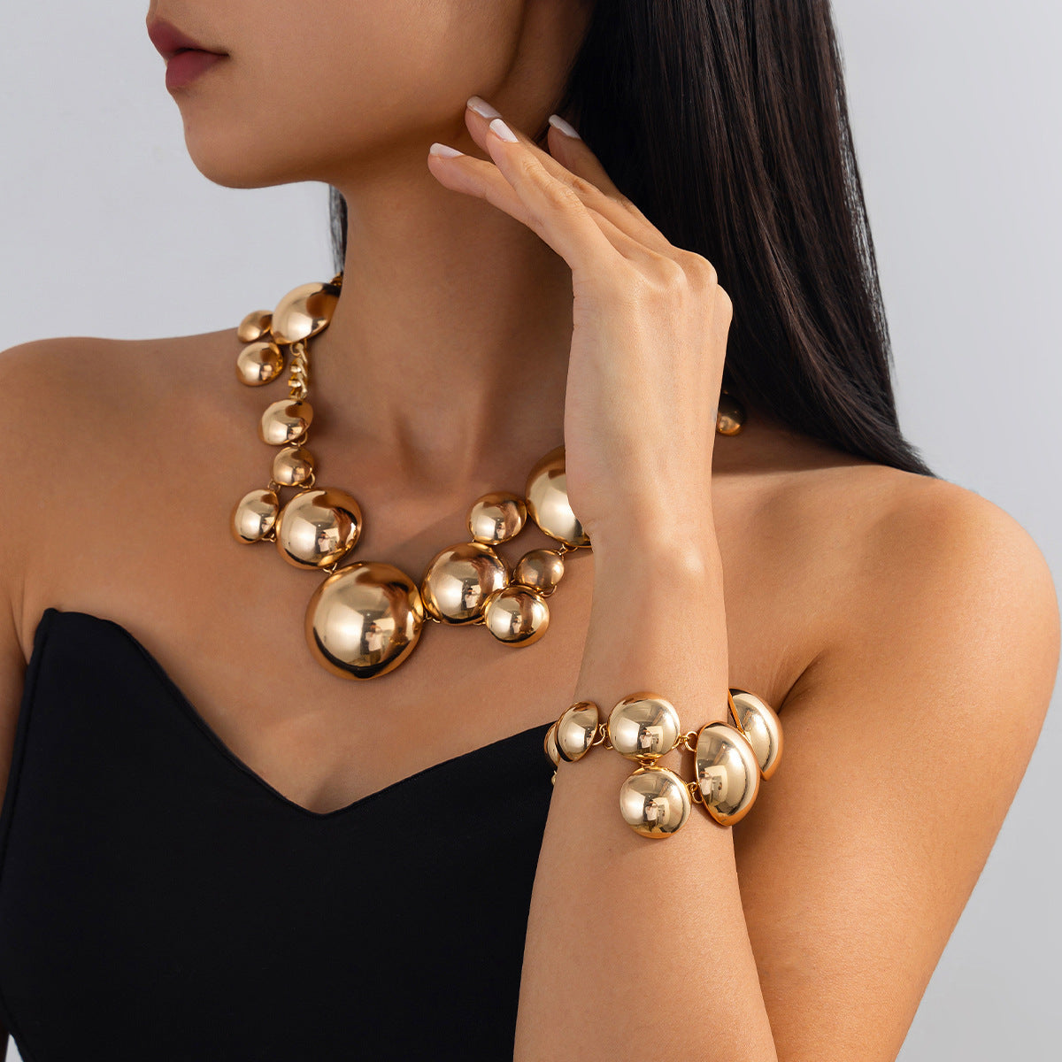Punk Exaggerated Geometric Round Alloy Plated Pendant Necklace Set for Women