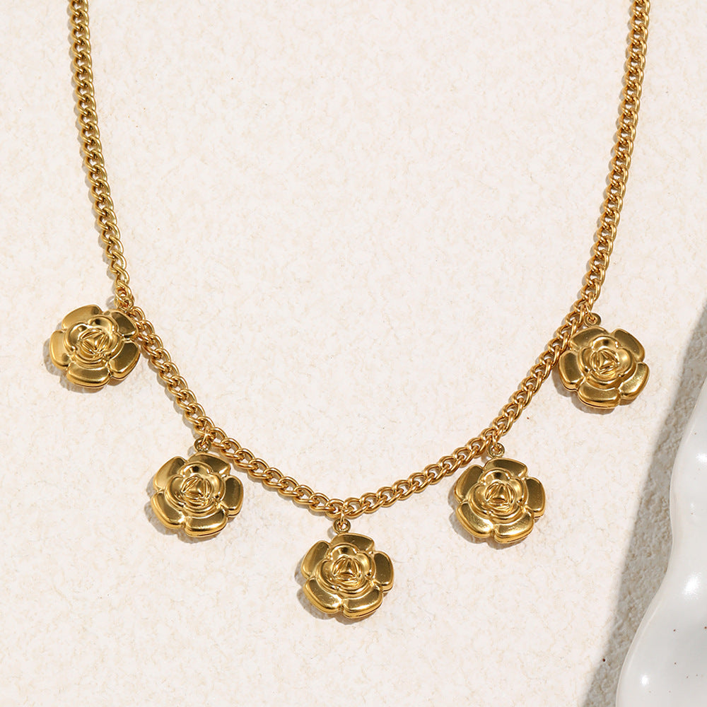 Collar con colgante floral geométrico para mujer de acero inoxidable con baño de oro de 18K estilo cadena serpiente