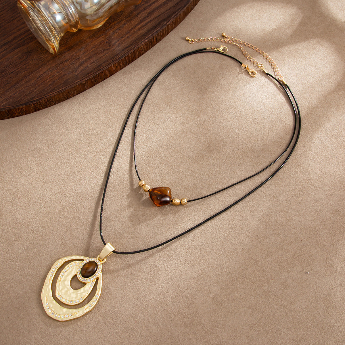 Bohemian Vintage Geometric Resin Zinc Alloy Rhinestone Pendant Necklace for Women