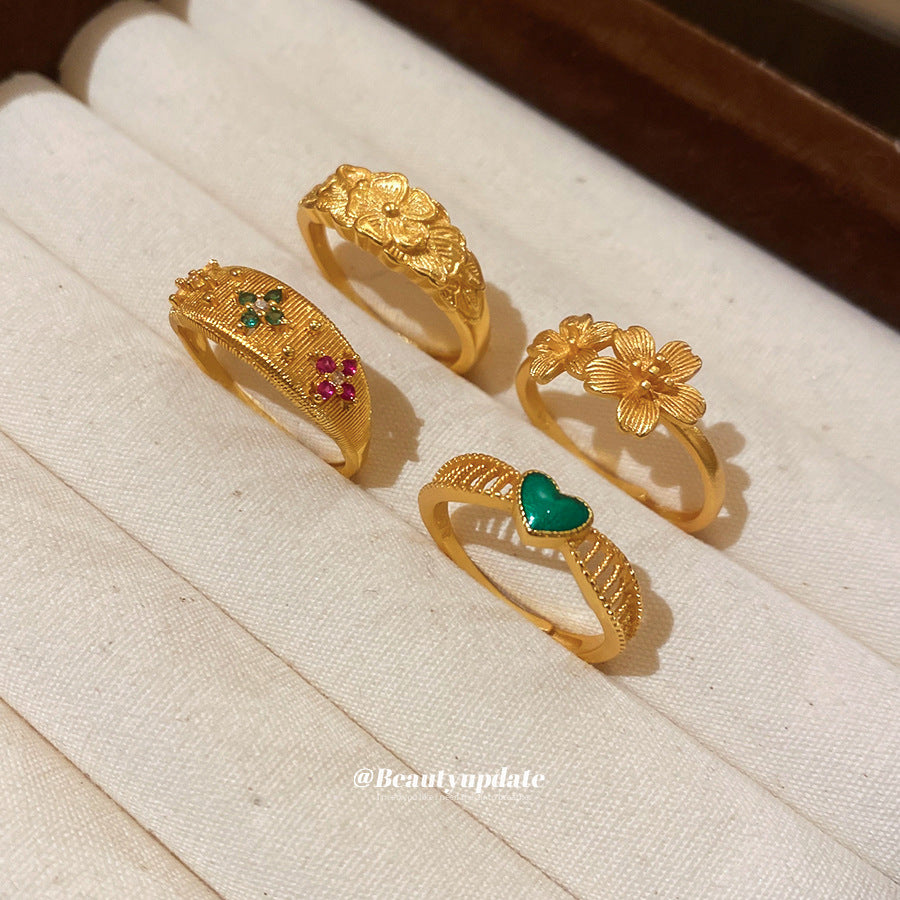 Anello aperto floreale per donna ispirato al vintage in rame con finitura smaltata e accenti di zirconi