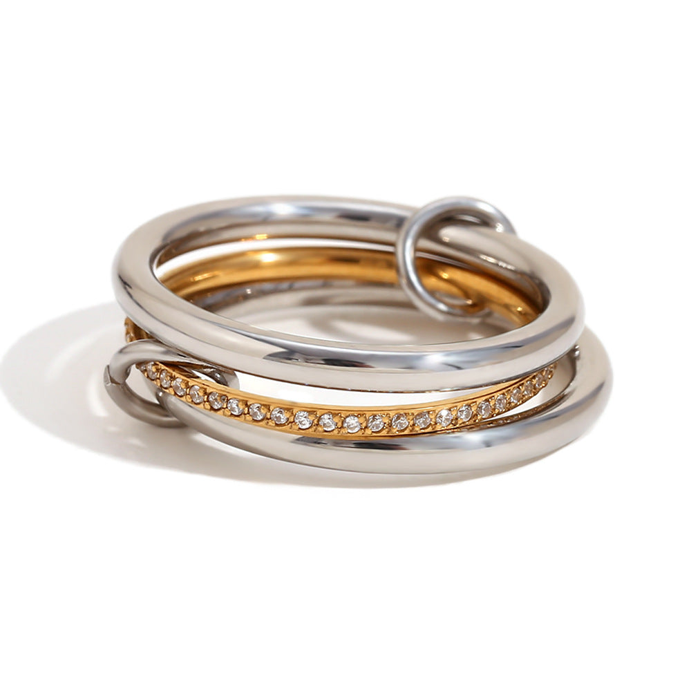Anello in acciaio inossidabile geometrico creativo con placcatura in oro 18 carati e strass centrale da donna