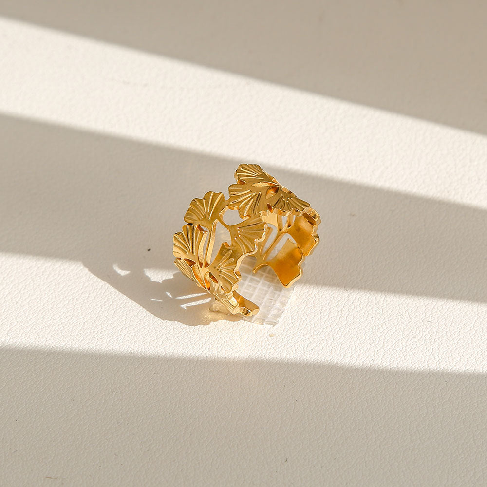 Anello di tendenza da donna in acciaio inossidabile geometrico placcato oro con perle e fiori stile Instagram
