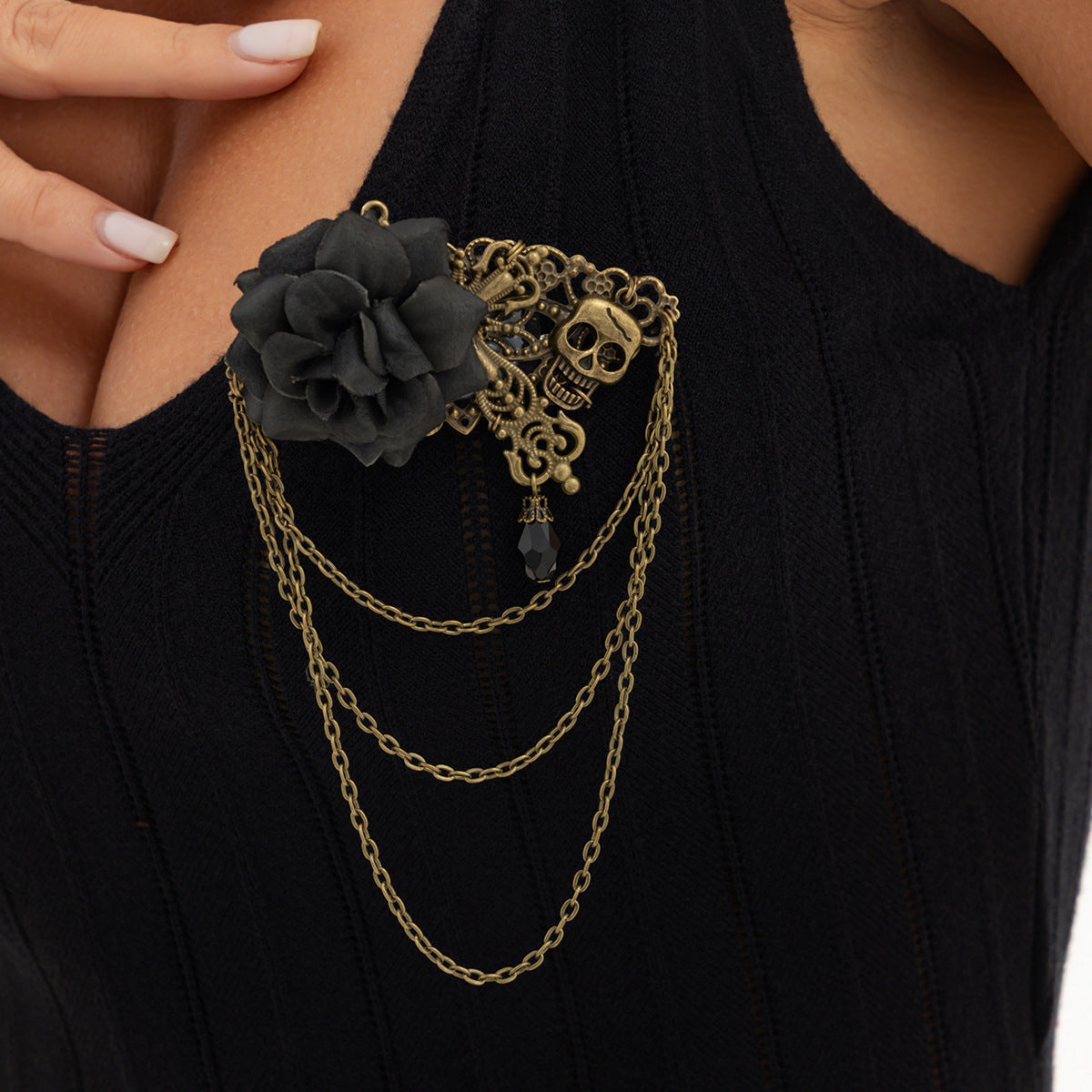 Vintage Punk Iron Plated Floral Teardrop Brooch with Crystal Skull Pin for Women