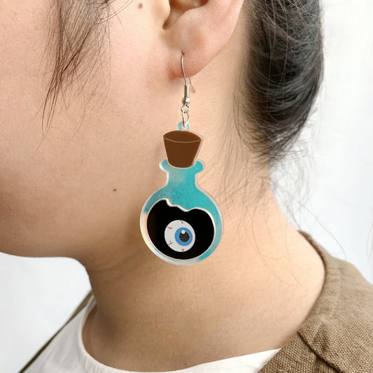 Pendientes acrílicos alternativos con forma de estrella y detalles de arcoíris para mujer