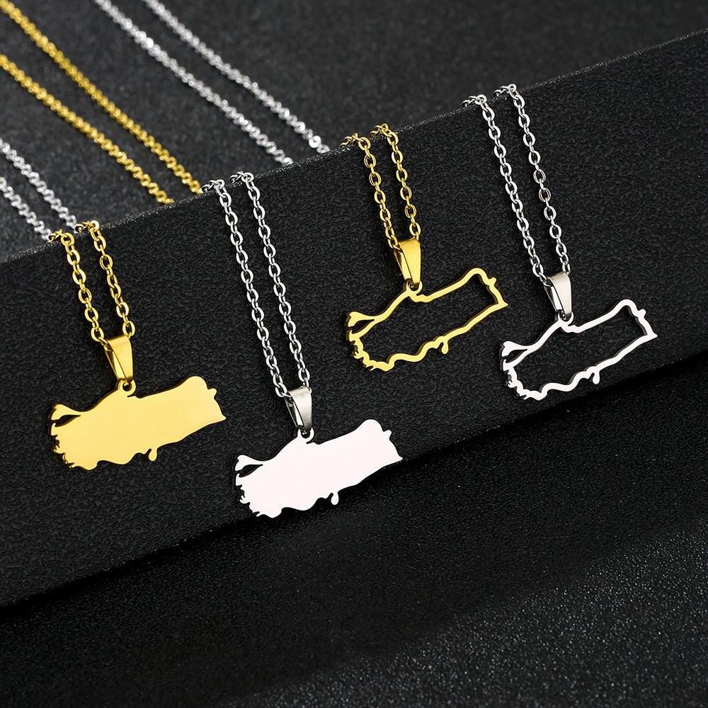 Elegante collana a pendente geometrico in acciaio inossidabile da donna con finitura placcata e catena a maglie forzate