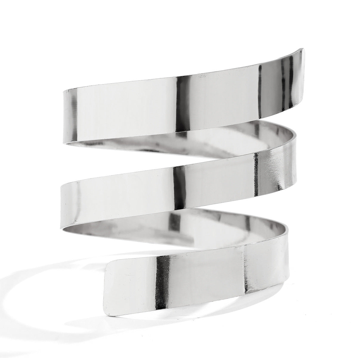 Pulsera de metal geométrica minimalista estilo francés con diseño ahuecado, acabado pulido y diseño abierto
