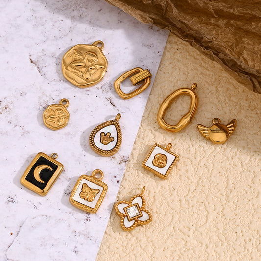 Vintage-Style Oval Charm Pendant in Stainless Steel with 18K Gold Plating for DIY Jewelry Making