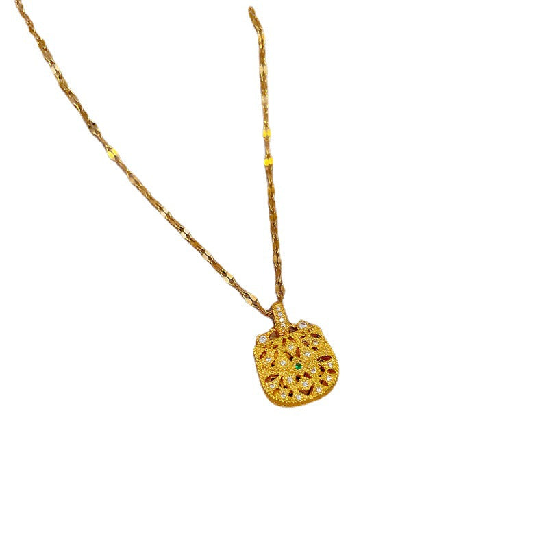 Collar geométrico minimalista de acero de titanio dulce con colgante incrustado de diamantes de imitación para mujer