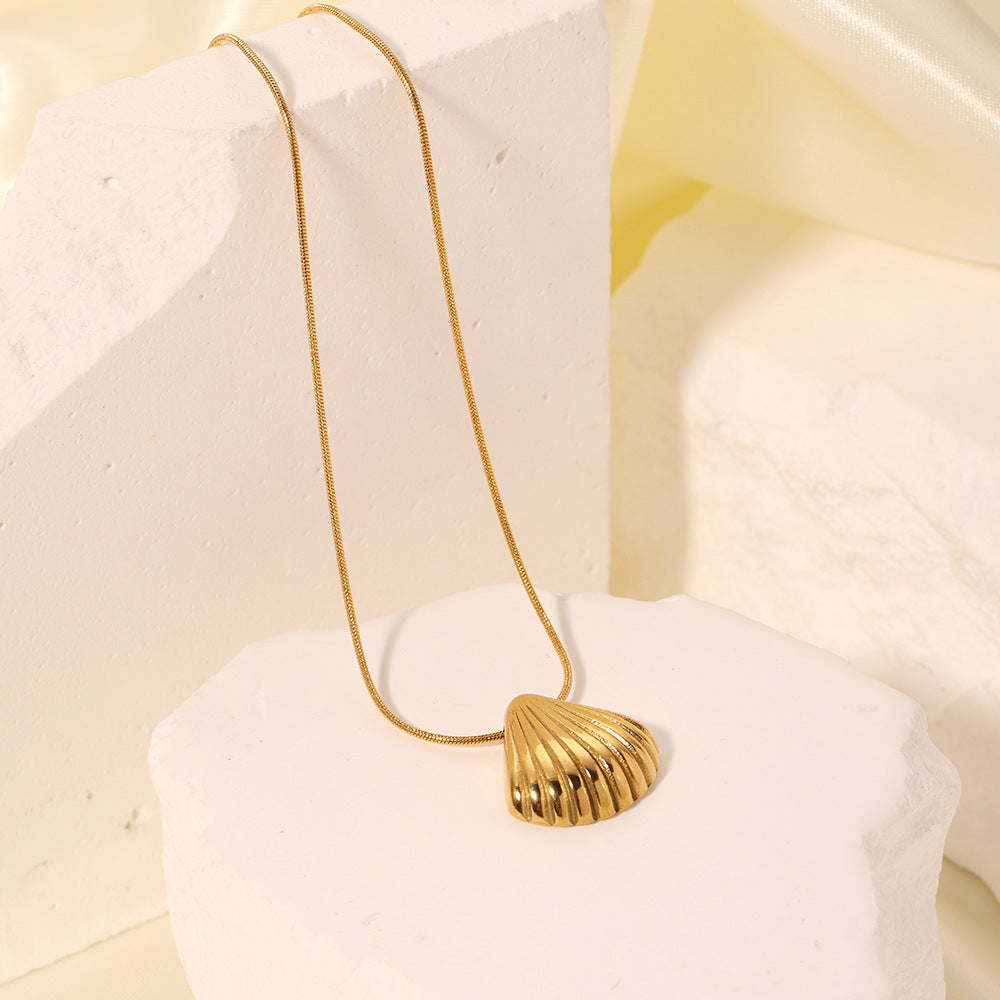 Minimalist Shell-Shaped Pendant Necklace in Stainless Steel with Titanium Steel Inlay and Electroplated Finish for Women