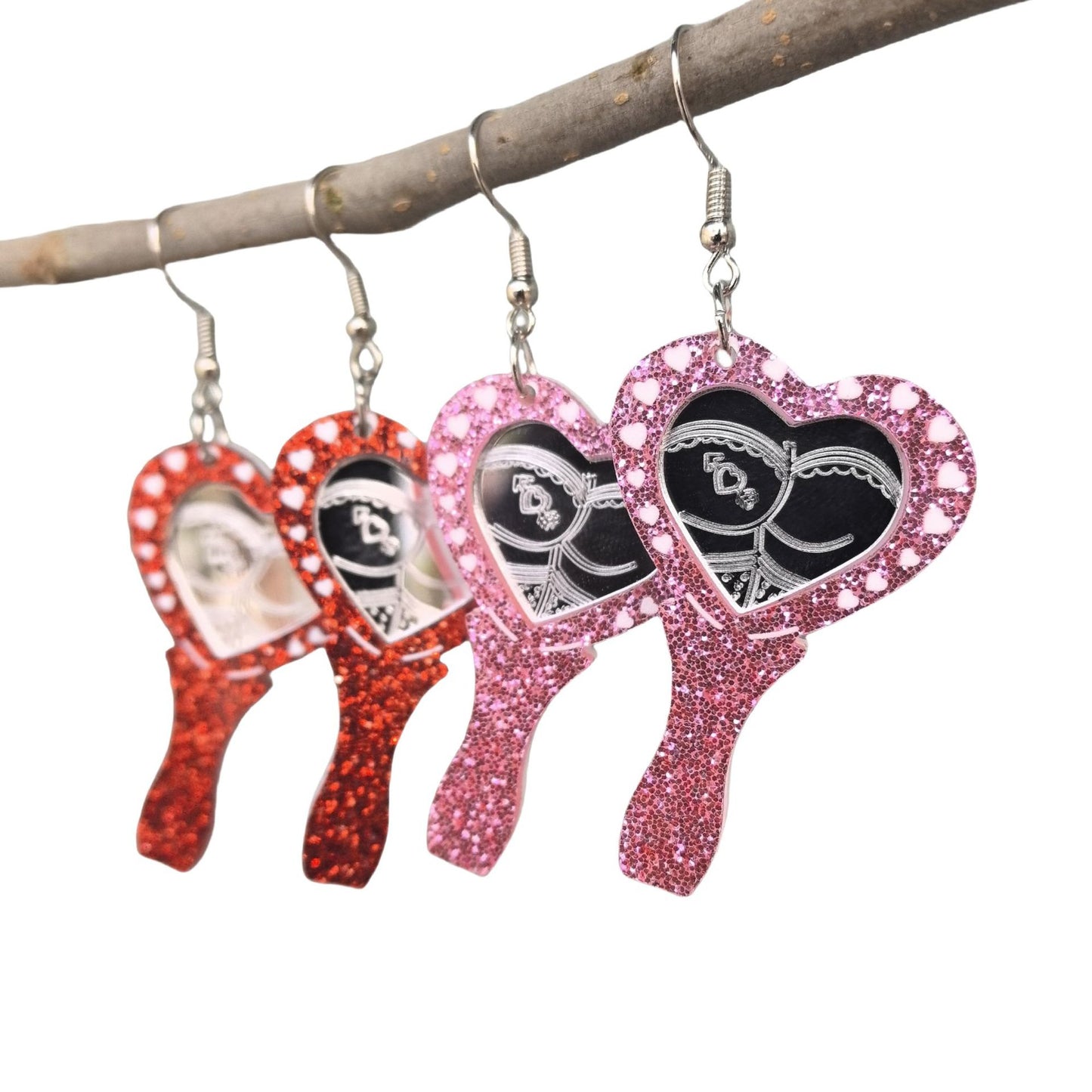 Orecchini creativi in acrilico intagliati a forma di cuore per donna con stile personalizzato
