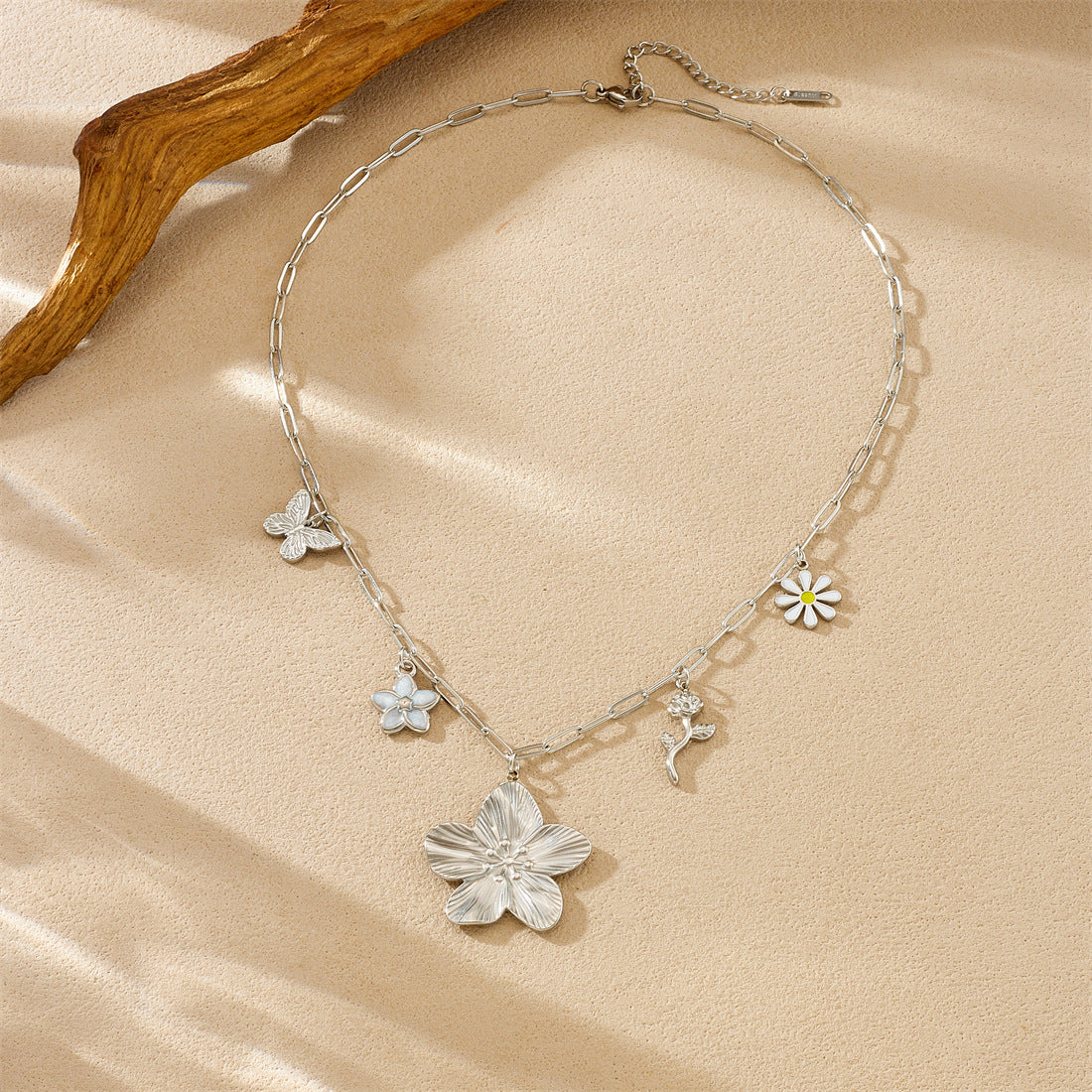 Exaggerated Floral Stainless Steel Plated Necklace Curb Chain for Women