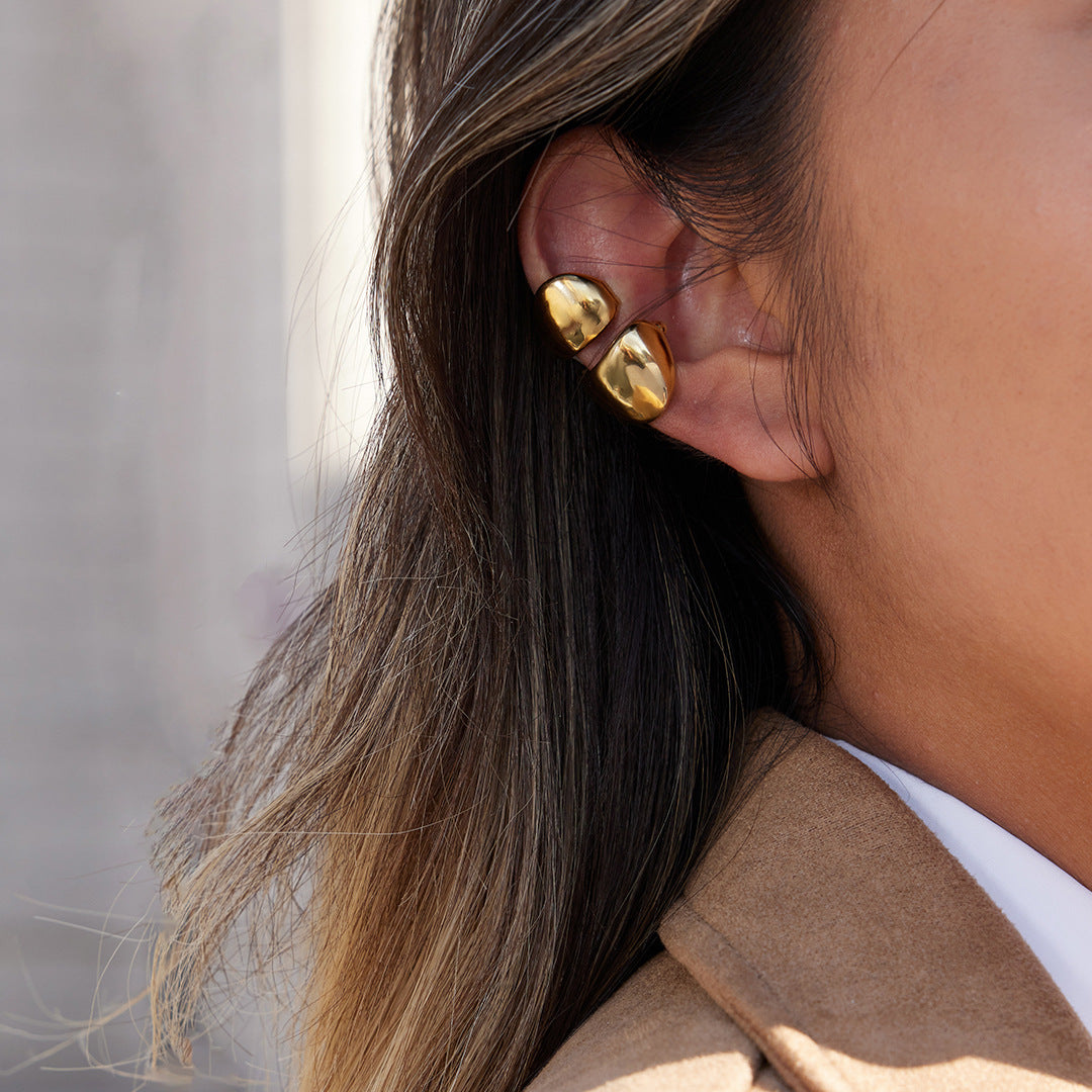 Pendientes Geométricos de Triángulo de Moda con Clip en U de Acero Inoxidable Chapado en Oro de 18K para Mujer
