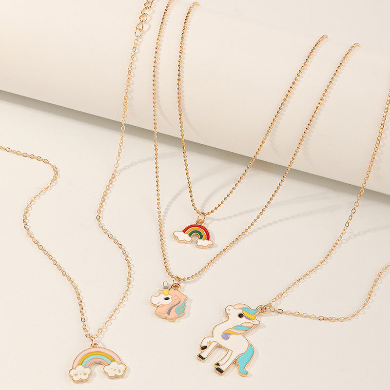 Collana con ciondolo unicorno arcobaleno in lega smaltata per ragazze, con catena a serpente in stile principessa
