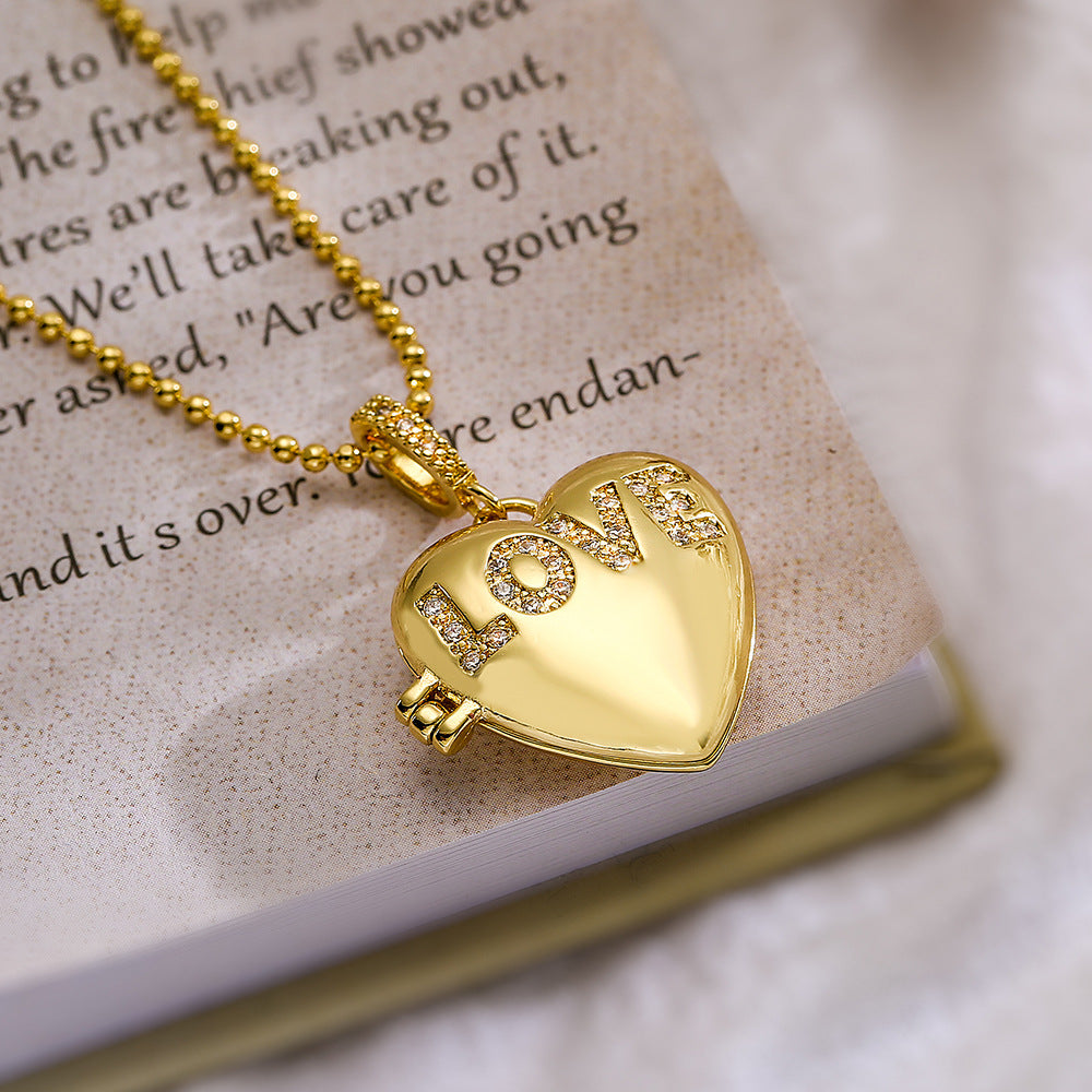 Minimalist Butterfly Star Heart Eye Photo Pendant Necklace for Women in Copper with Gold Plating and Zircon Inlay