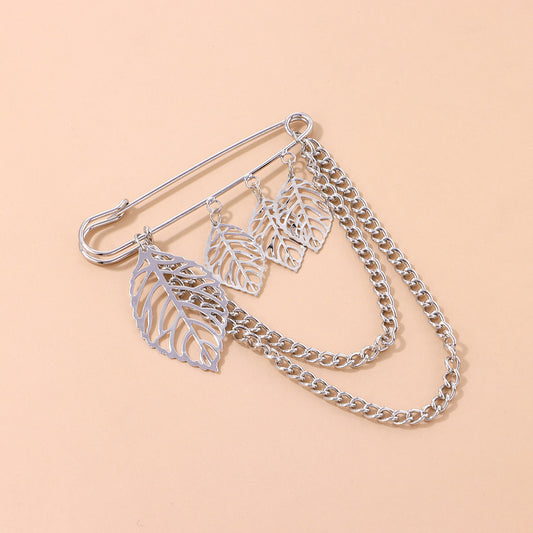 Women's Luxury Vintage Leaf Shape Alloy Plated Brooch, Elegant Hollow Design, Fashion Metal Pin Jewelry