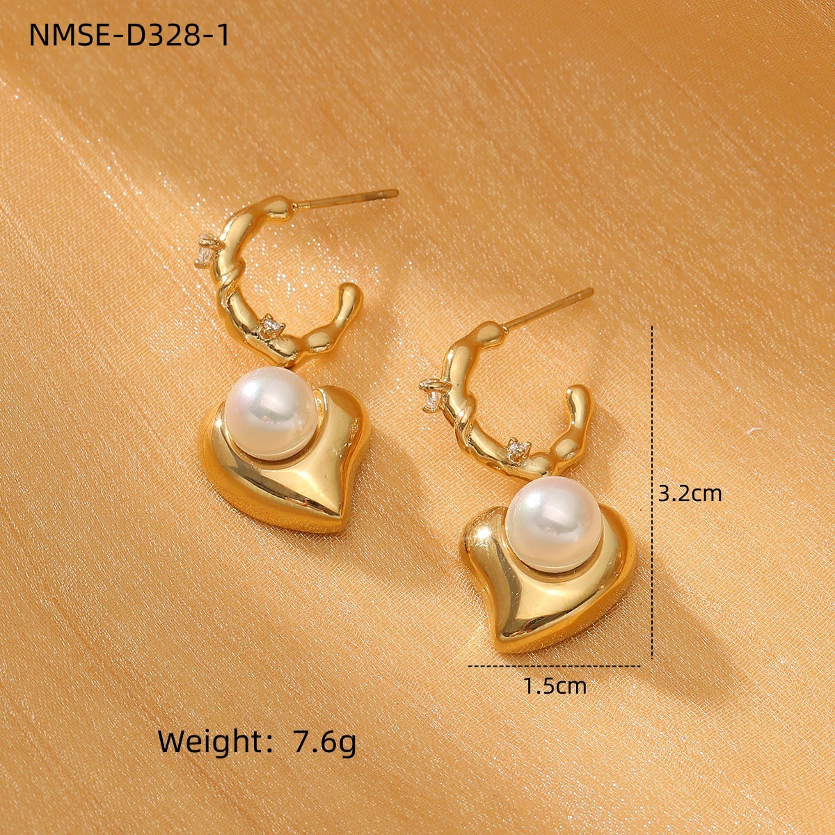 Orecchini da donna in acciaio al titanio a forma di cuore, in stile vintage, con dettagli in perle e placcatura in oro