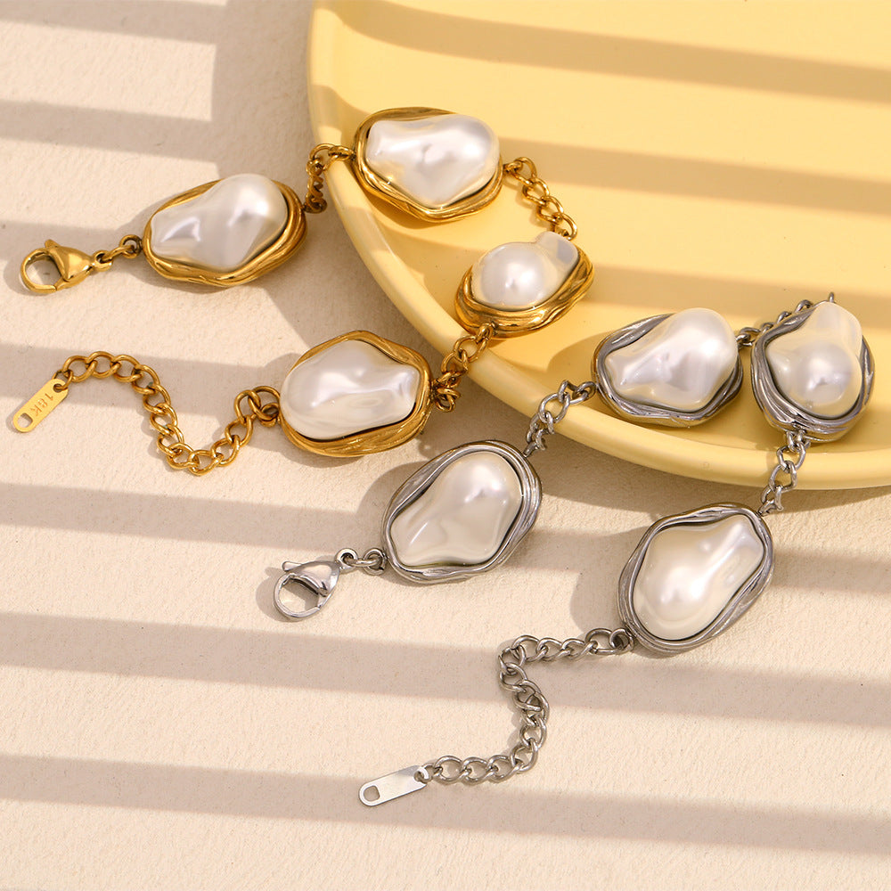 Fashionable Baroque Pearl Bracelet for Women in Stainless Steel with 18K Gold Plating, Geometric Ring Design
