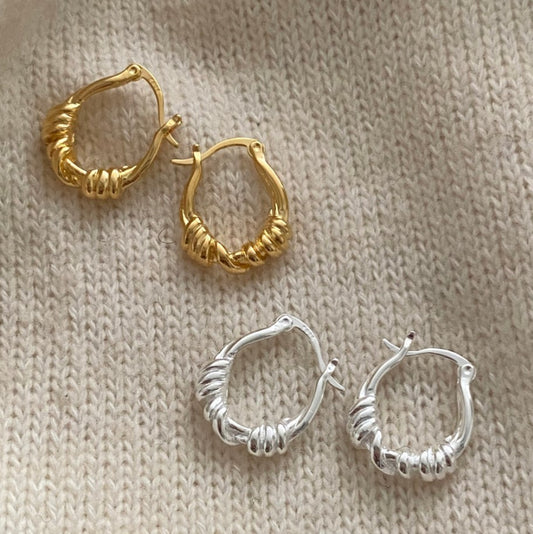 Orecchini a cerchio minimalisti a forma di stella in argento sterling 925 con finitura artigianale
