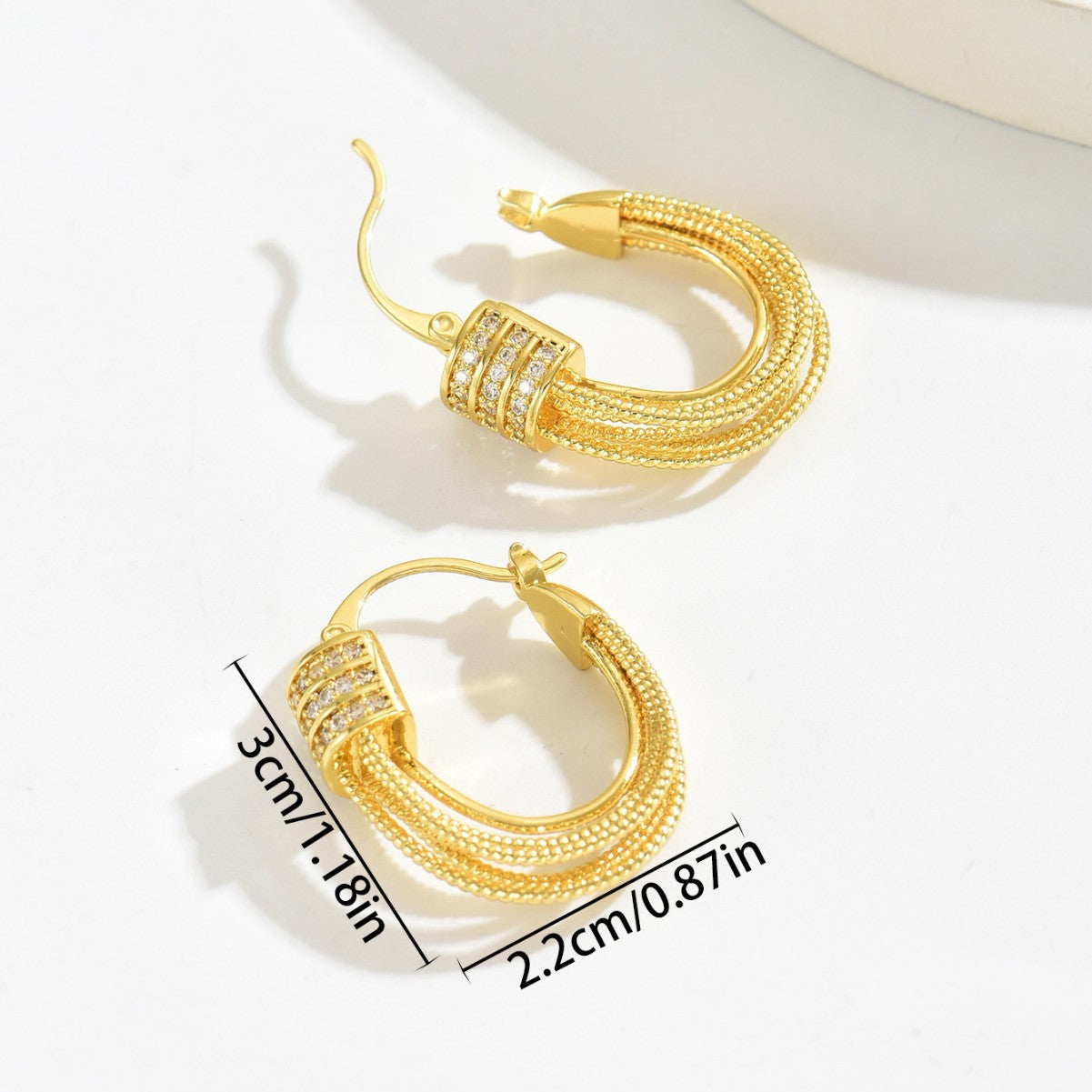Pendientes de Cobre Geométricos Minimalistas en Forma de U con Incrustaciones de Circones para Mujer