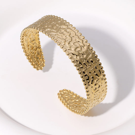 Vintage Stainless Steel Open Bangle with 18K Gold Plating, Textured Surface, Minimalist Luxury Design