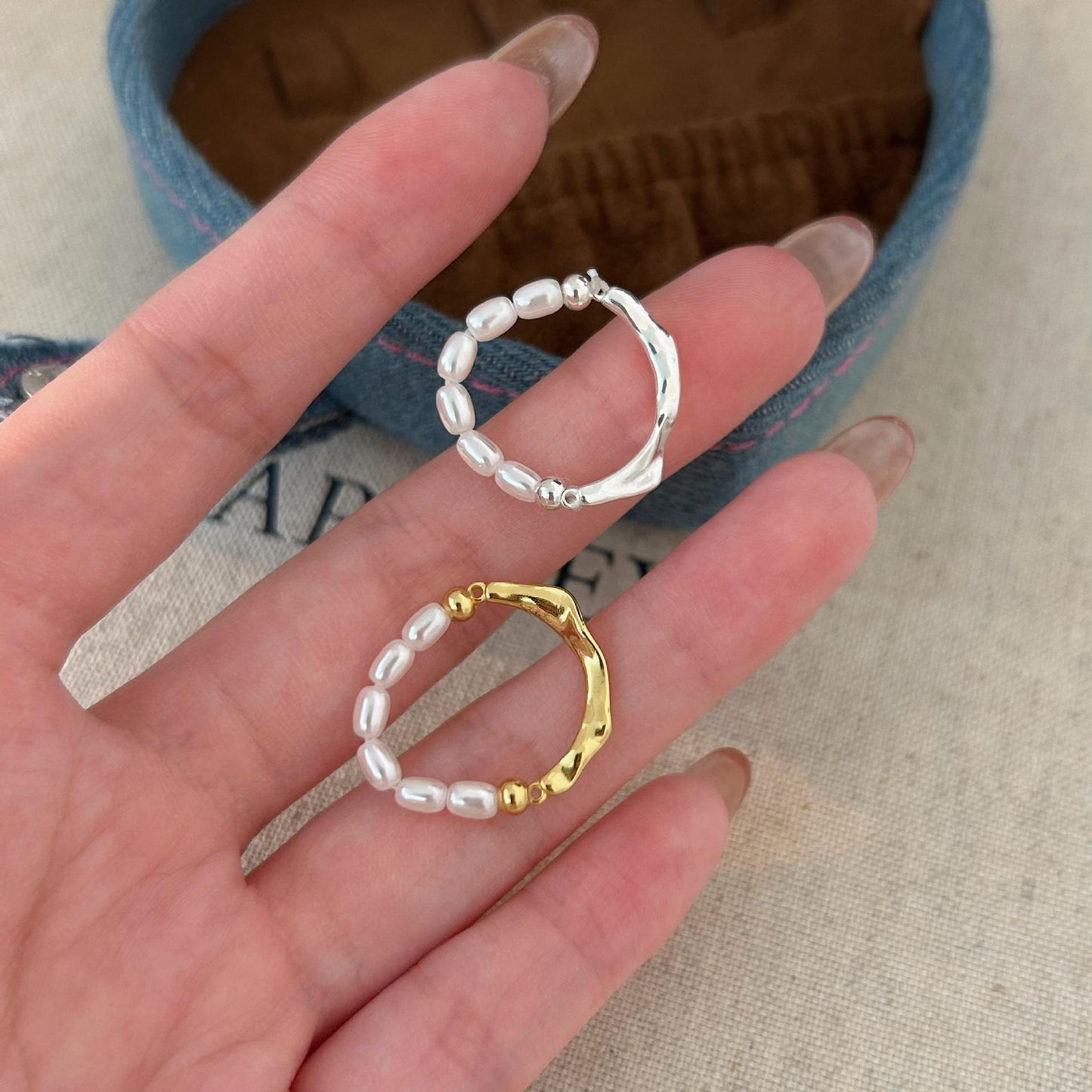Anello da donna minimalista a forma di cuore in argento sterling 925 con accento geometrico