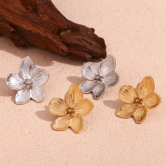 Pendientes florales vintage de acero inoxidable con baño de oro de 18 quilates para mujer