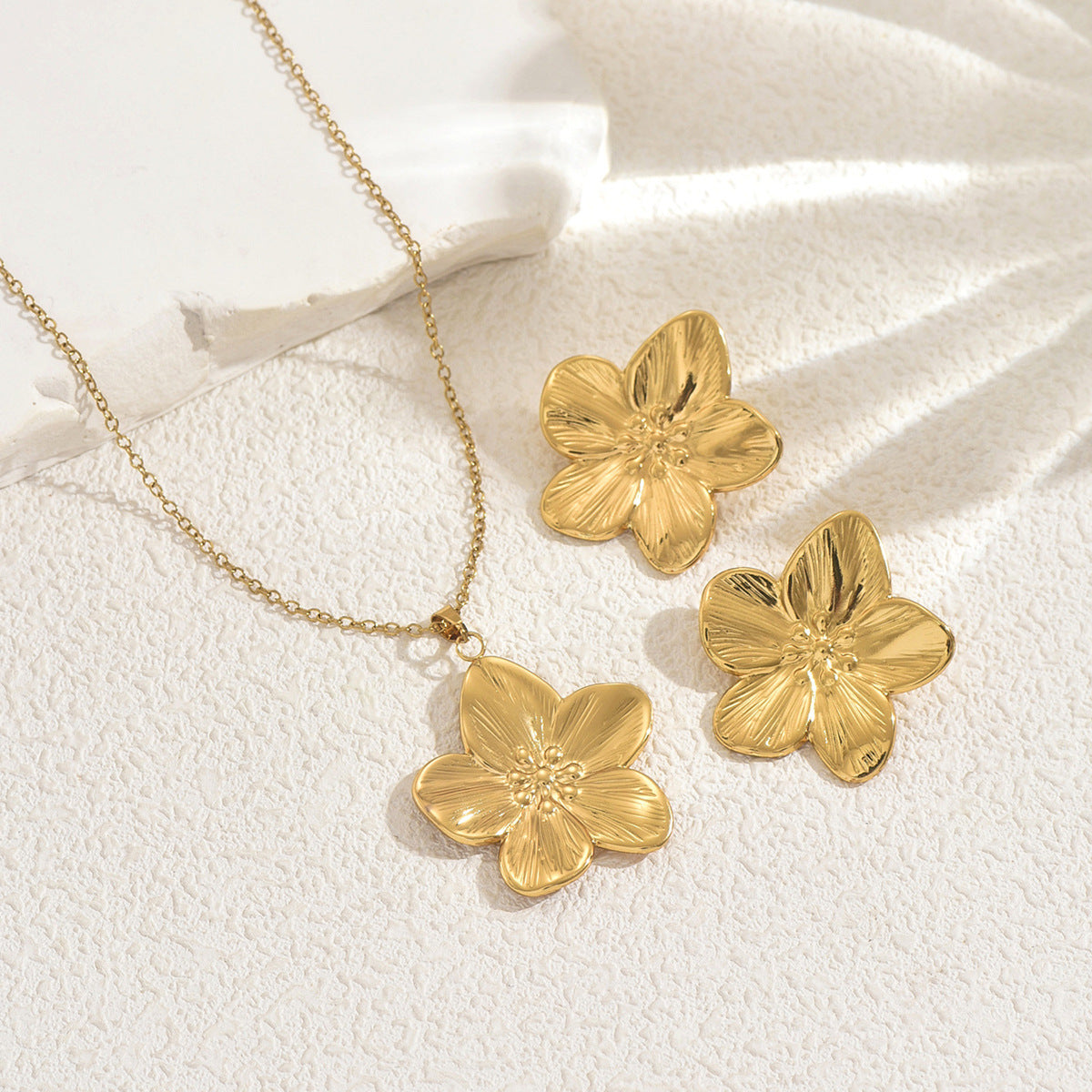 Floral Geometric Electroplated Alloy Earrings and Necklace Set for Women with Fashionable Office-Ready Design