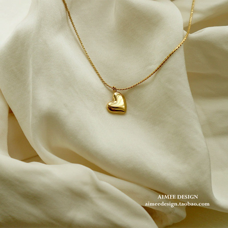 Minimalist Fashion-Commuter Heart-Shaped Titanium Steel Pendant Necklace with Twisted Chain and Plated Finish