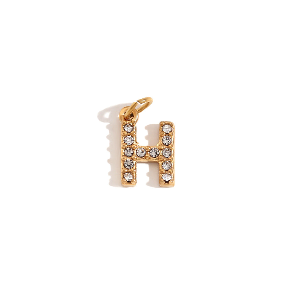 Collana pendente con iniziale in acciaio inossidabile placcato oro 18K e intarsio di strass, stile minimalista