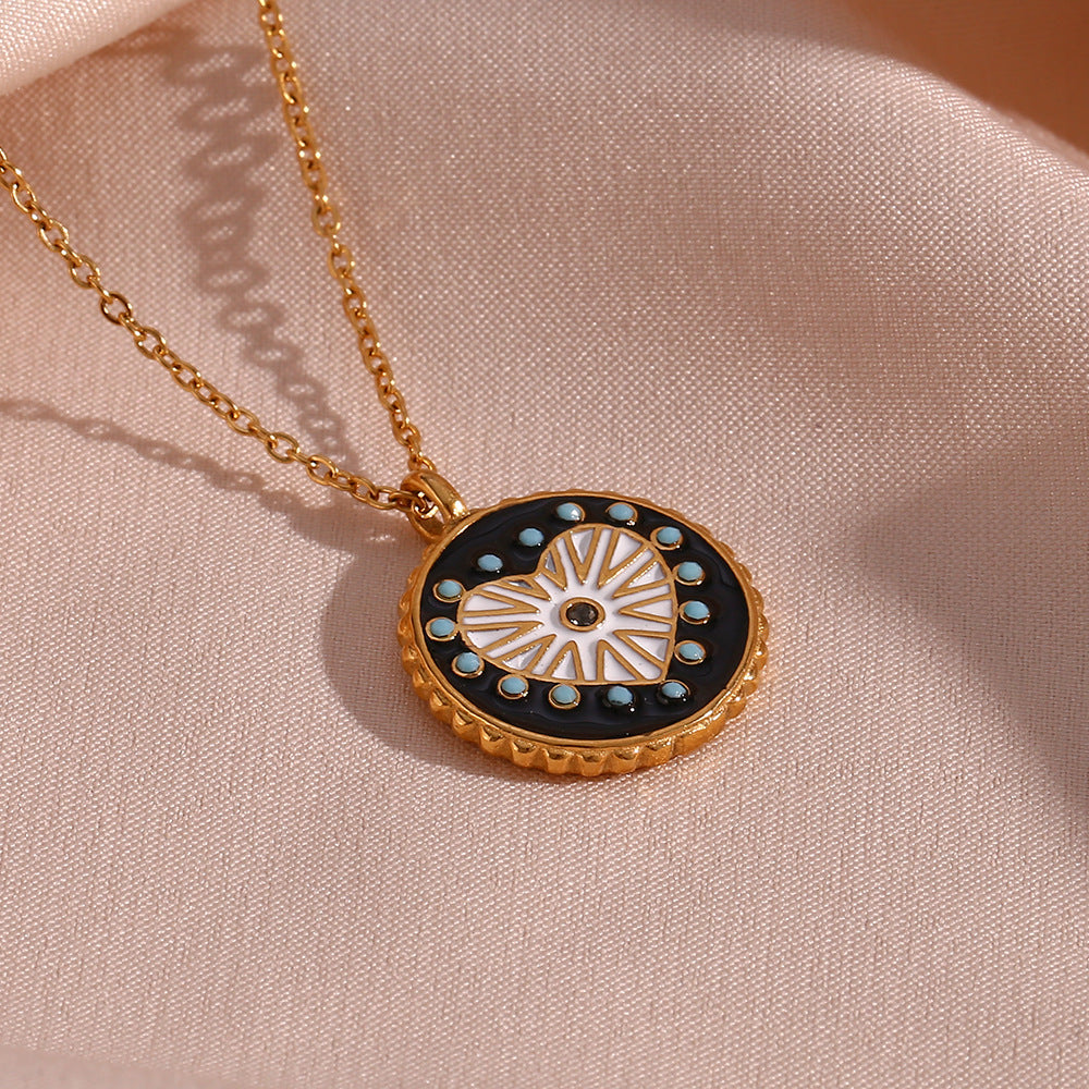 Collana girocollo con ciondolo a moneta a forma di cuore smaltato a pois fronte-retro in acciaio inossidabile da donna, stile minimalista