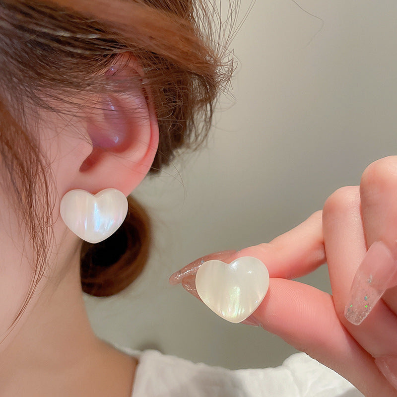 Orecchini a perno con perle dolci, eleganti e floreali per donna con perni in argento sterling 925