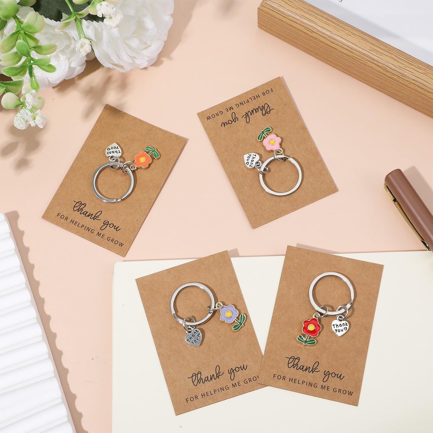 Cartoon Heart Floral Zinc Alloy Keychain