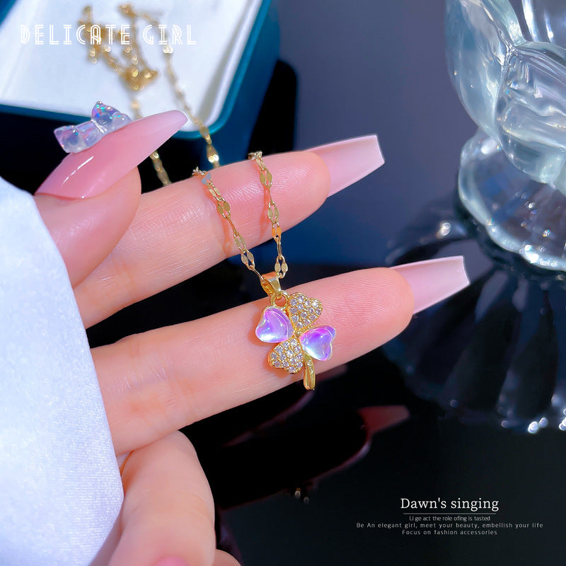 Aurora Clover Pendant Necklace for Women Stainless Steel Geometric Collar Chain with Rhinestone Inlay Natural Fresh and Sweet Style