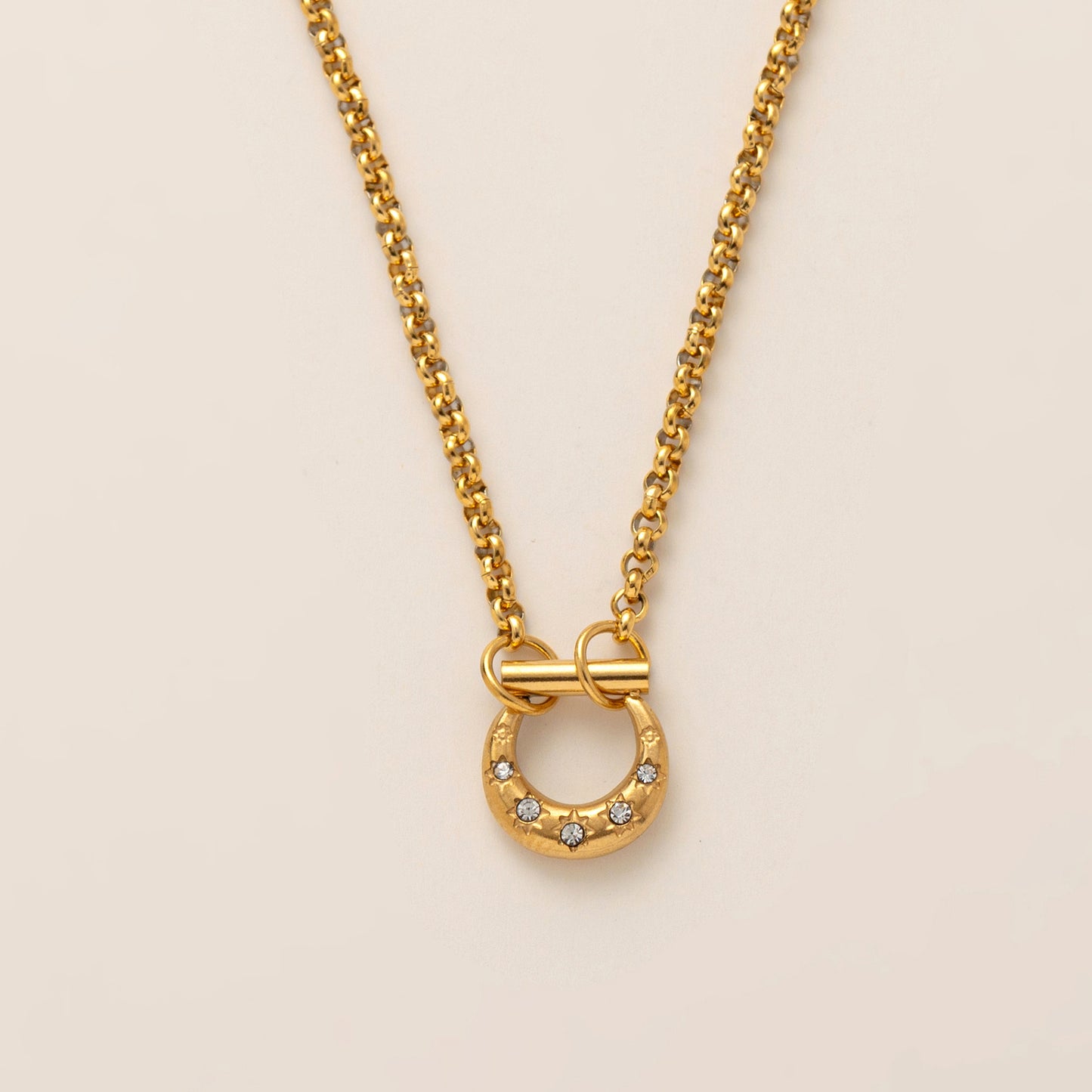 Elegant 18K Gold Plated Stainless Steel Heart Horseshoe Cubic Zirconia Necklace