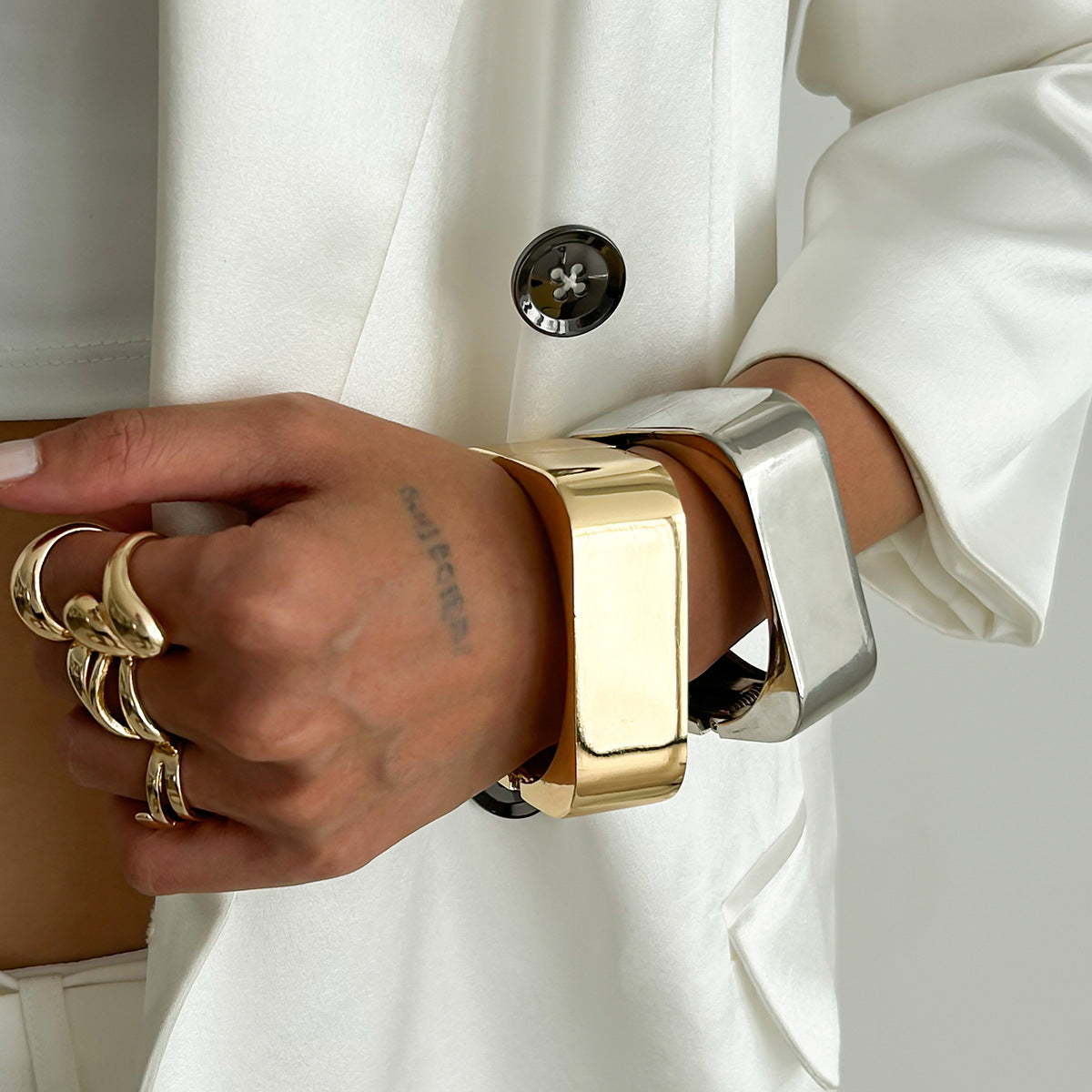 Irregular Geometric Zinc Alloy Plated Wide Cuff Bracelet Set